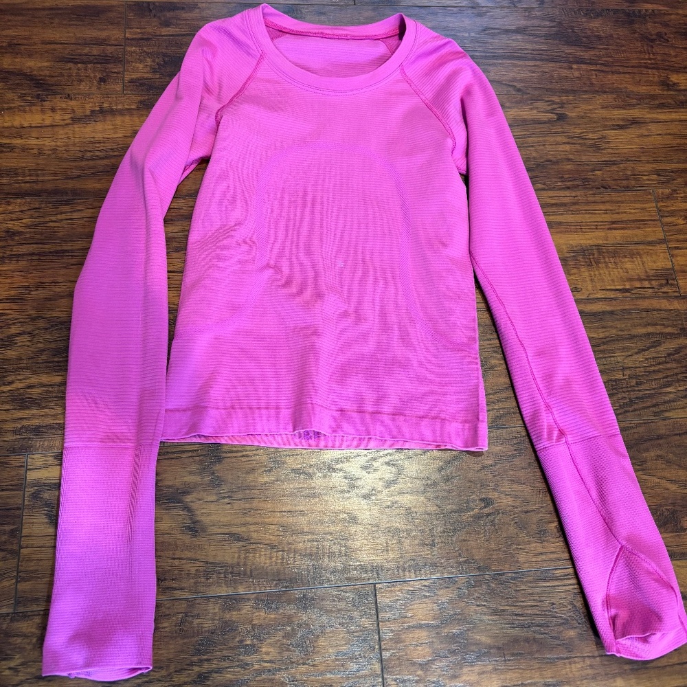 Lululemon Swiftly tech long sleeve waist length - hot pink